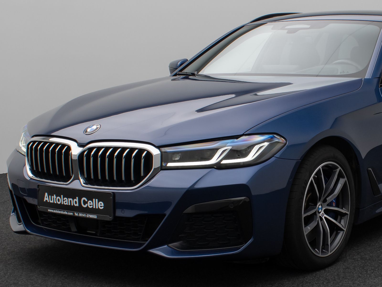Fahrzeugabbildung BMW 530d M Sport Panorama Kamera Laser HUD DAB H/K