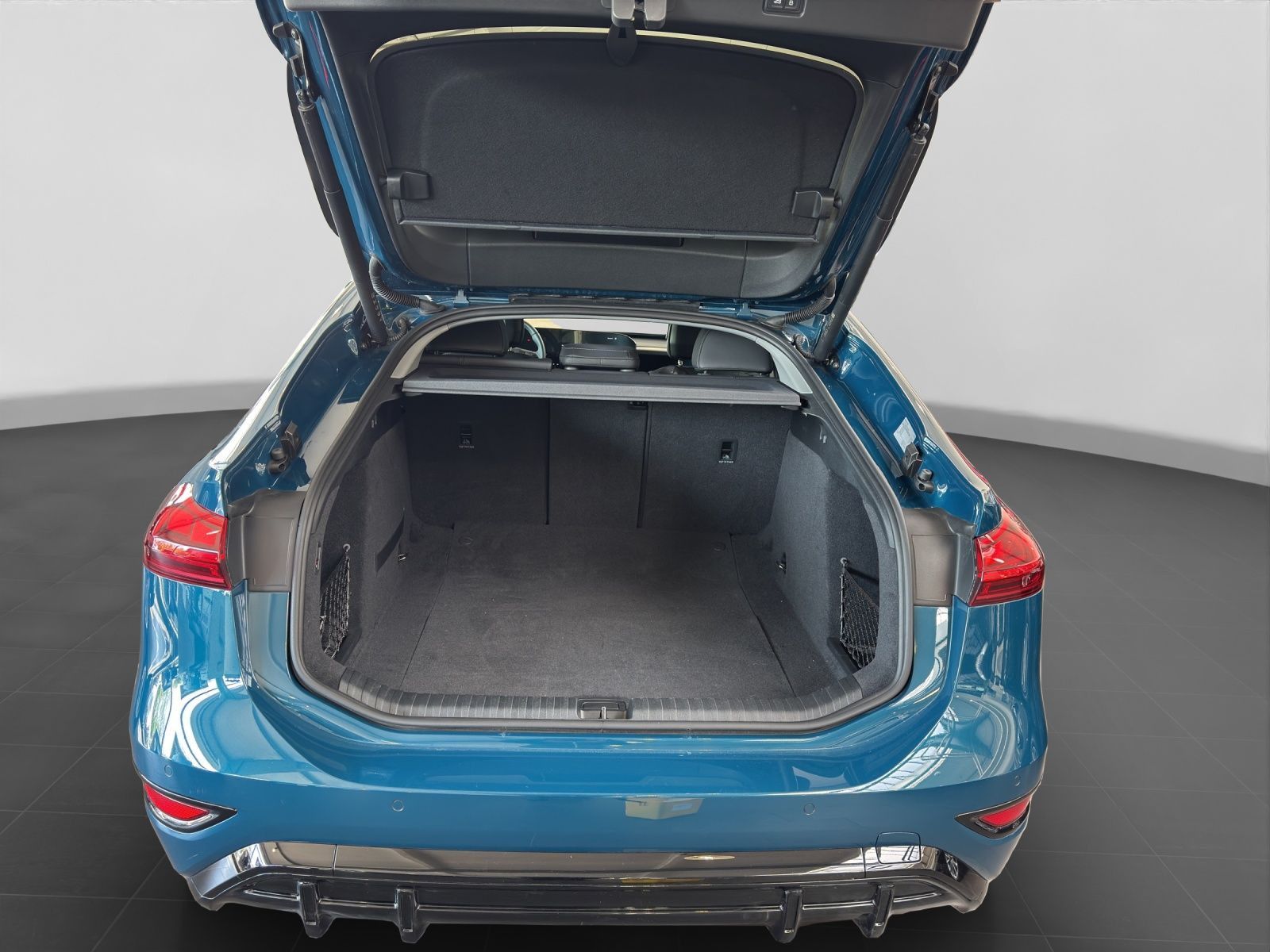 Audi A6 e-tron - Bild 17