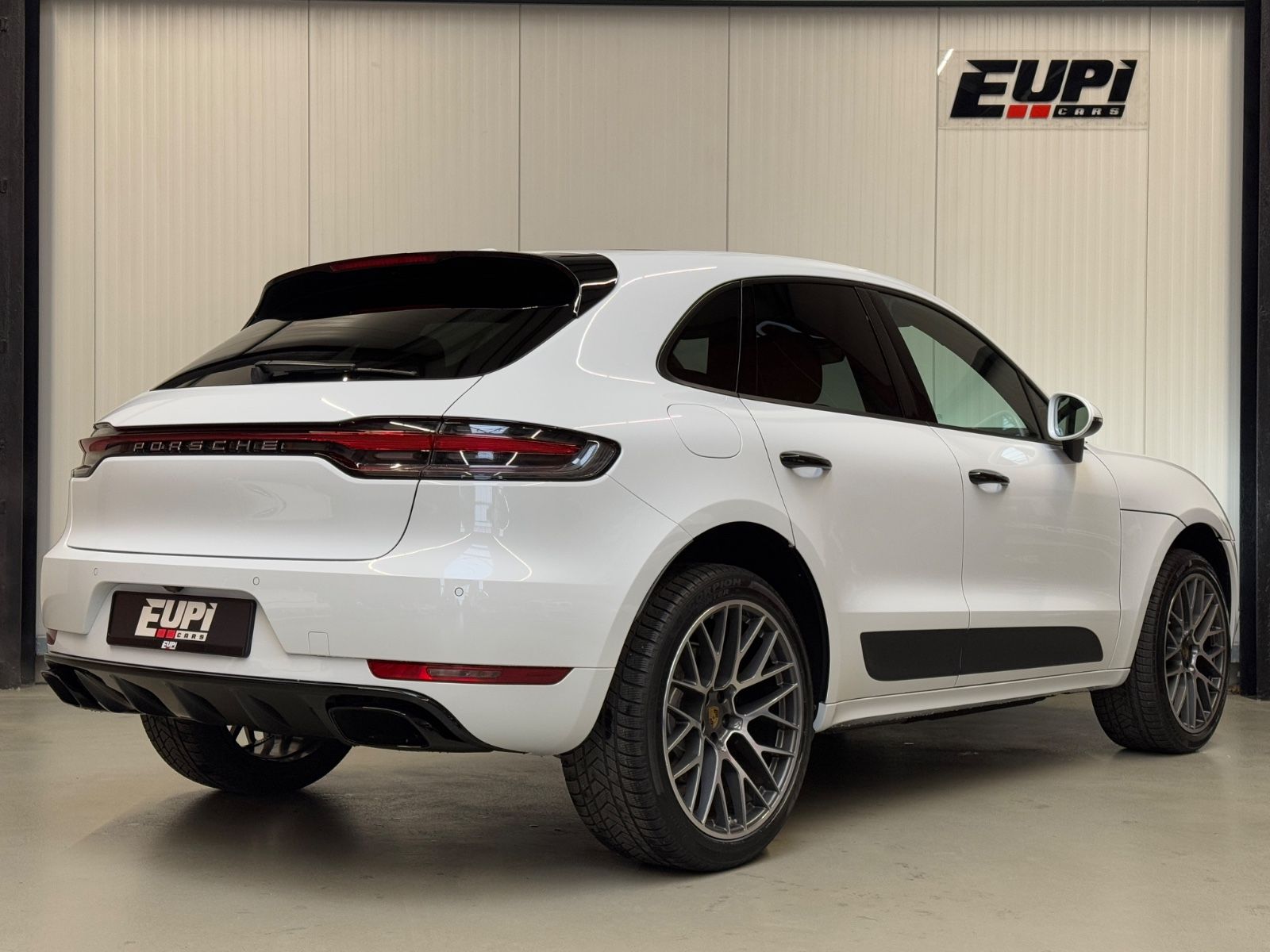 Fahrzeugabbildung Porsche Macan /R.Kamera/Pano/R21 RS Spyder Rad/Bose