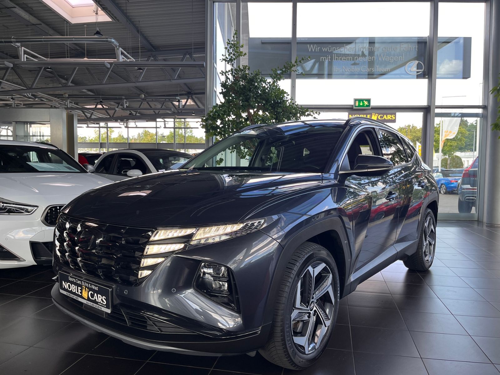 Fahrzeugabbildung Hyundai TUCSON Trend Plug-In Hybrid 4WD KLIMA LED NAVI