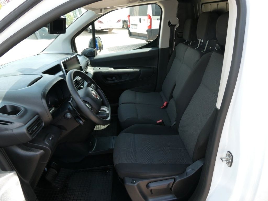 Fahrzeugabbildung Fiat Doblo Kastenwagen L2