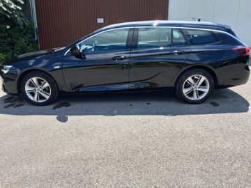 Opel Insignia - 8