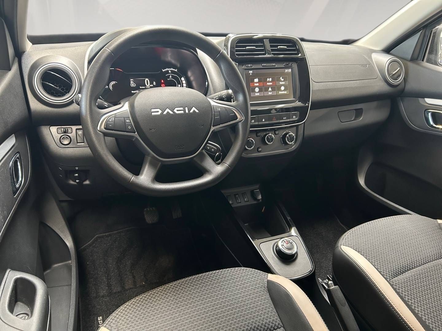 Fahrzeugabbildung Dacia Spring Essential | Klima | ISOFIX | LED