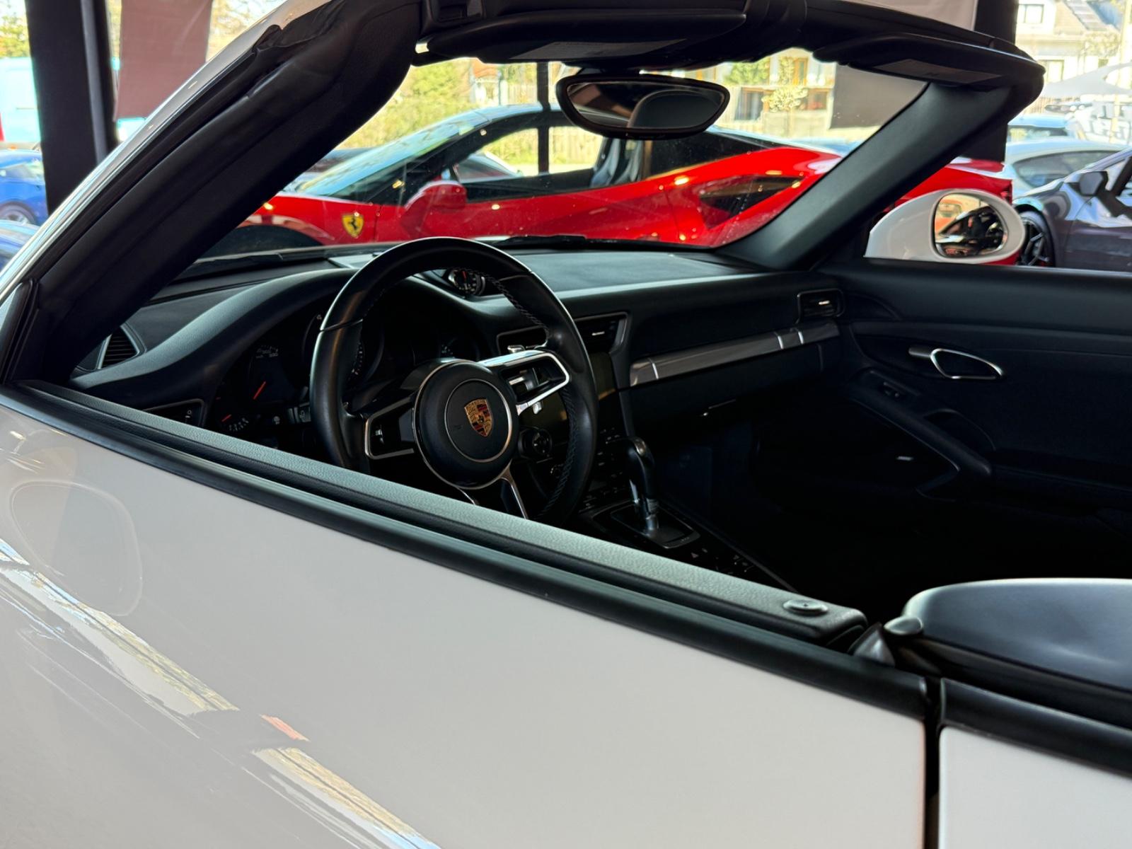 PORSCHE 911 - 991 - CARRERA CABRIOLET