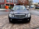Mercedes-Benz E 200 T Kompressor |2.Hand|AHK|SHZ|PDC|TÜV Neu - Mercedes-Benz E 200 Gebrauchtwagen in Hamburg