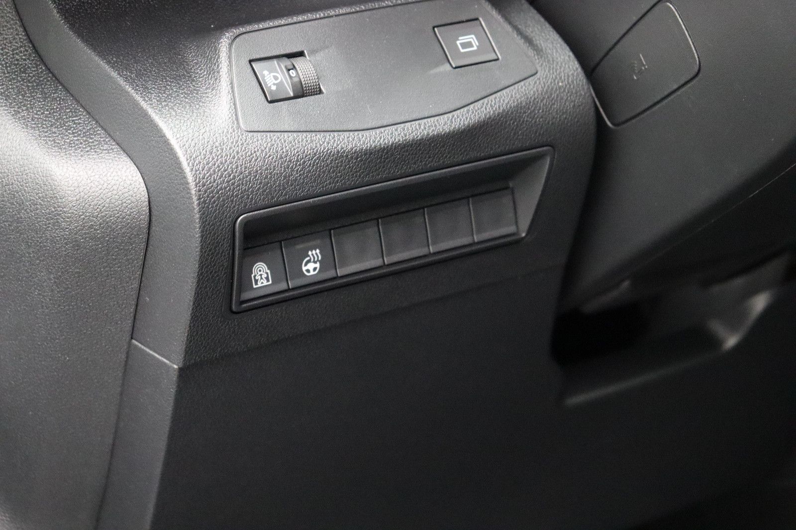 Fahrzeugabbildung Fiat Doblo Kombi L2 1.5 BlueHDi 5-Sitzer
