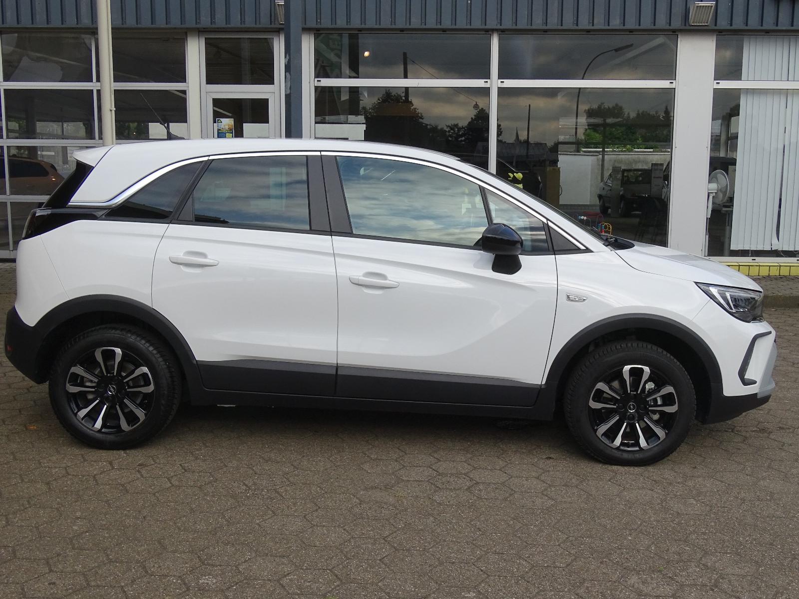 Opel Crossland Elegance NAVI SH RFK 2xPDC Allwetter