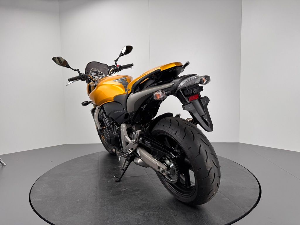 Fahrzeugabbildung Honda CB600 FA HORNET *1. HAND *BOS-AUSPUFF
