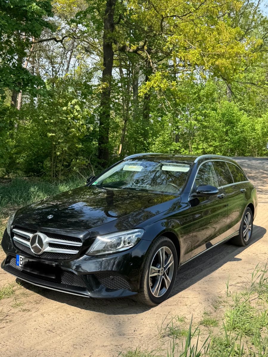 MERCEDES-BENZ C 300 d 4MATIC T Autom. -