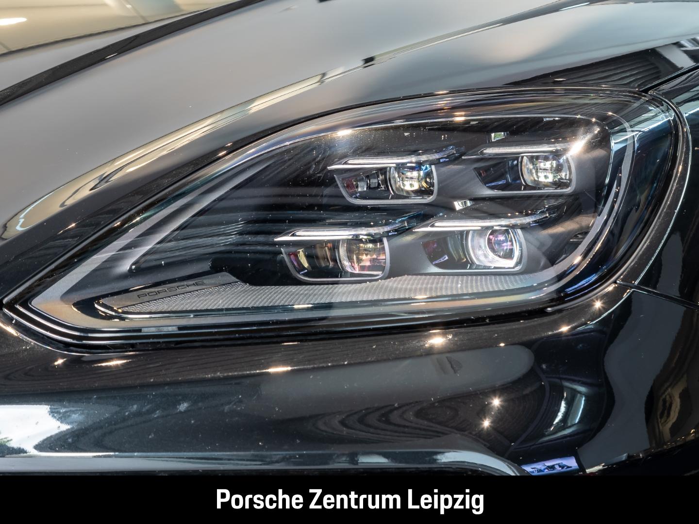 Porsche Cayenne Turbo E-Hybrid PCCB AHK Carbon BeifDispl