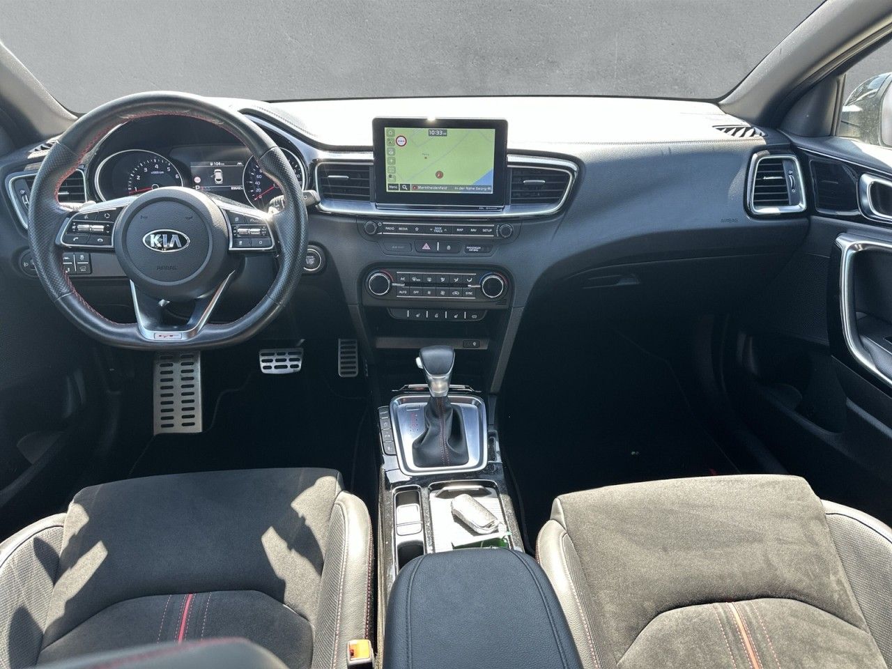 Fahrzeugabbildung Kia PROCEED T-GDI GT 1.6*Navi*Cam*1Hnd* - mit KI generiert/bearbeitet
