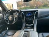 Cadillac Escalade 6.2 V8 Platinum +DEUTSCH+LED+AHK+STHZG+ - Cadillac Escalade: Platinum