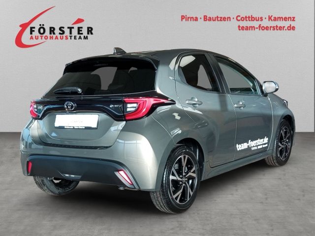 Toyota Yaris 1.5 Hybrid Teamplayer *COMFORT-PAKET* imagem 3