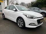Hyundai i20 Intro Edition 1.Hand, Garantie - Hyundai i20 Gebrauchtwagen in Oberhausen