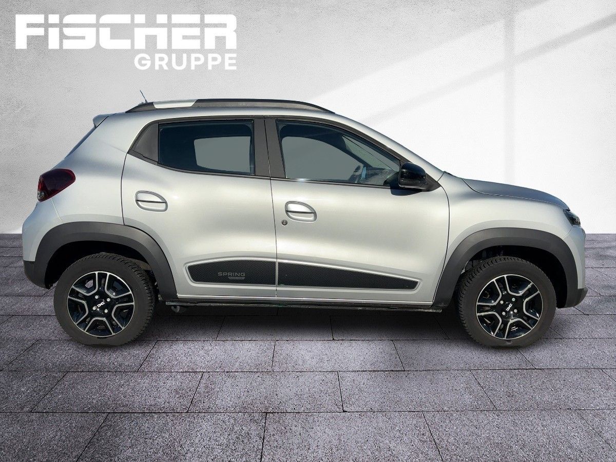 Fahrzeugabbildung Dacia Spring Essential Electric 45 CCS CCS Kamera