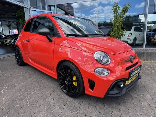 Fahrzeugabbildung Abarth 695 Competizione KLIMA NAVI BEATS