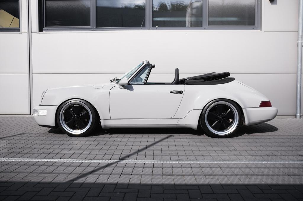 Porsche 964