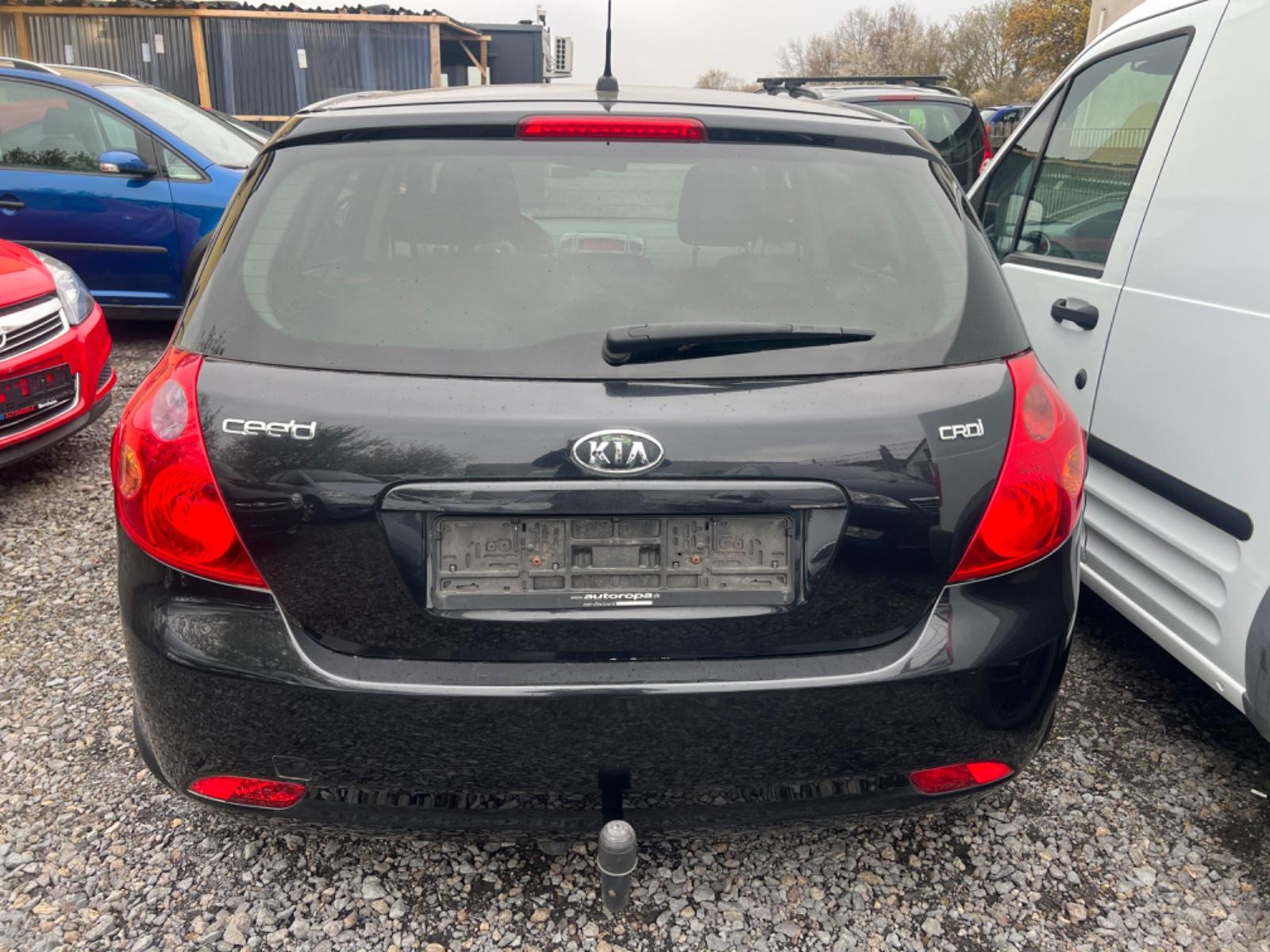 Kia ANDERE Ceed LX
