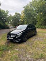 Mercedes-Benz B 180 d Style AHK PTS Sitzh Sitzko