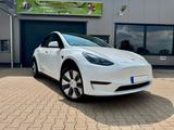 Tesla Model Y Long Range mit Batteriezertifikat