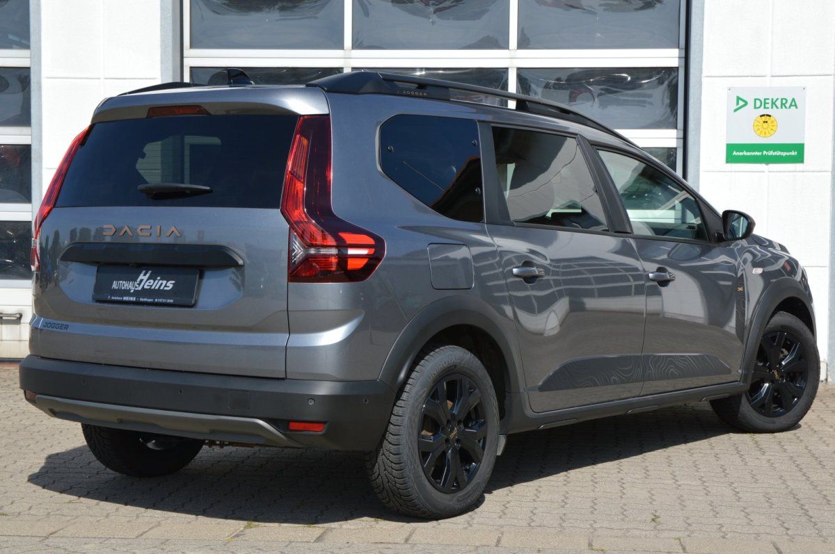 Fahrzeugabbildung Dacia Jogger   Extreme+ AHK SHZ LED 7-Sitzer