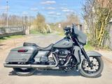 Harley-Davidson Street Glide M8, Navi, USB, Ape, LED, Garantie - CHOPPER US