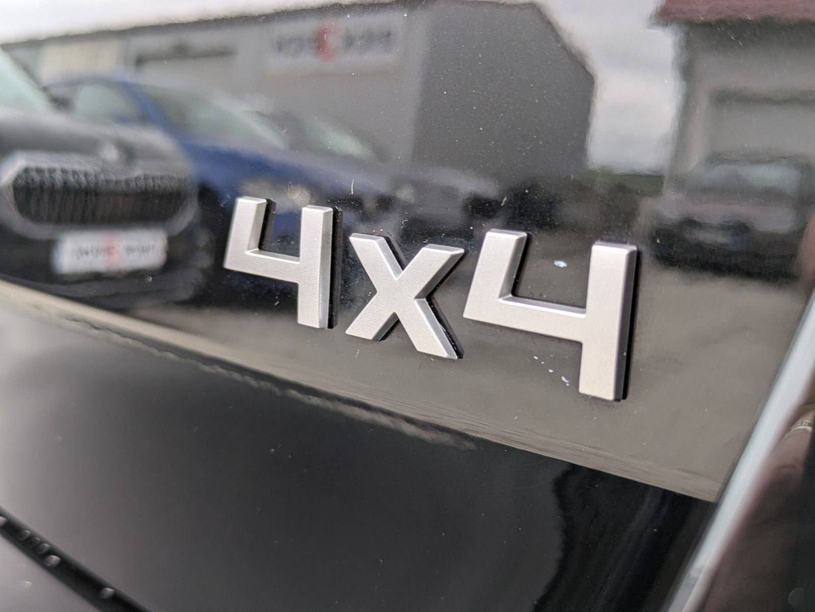 Fahrzeugabbildung SKODA Superb 2.0 TDI 4x4 Selection MATRIX*AHK*PANO*19"