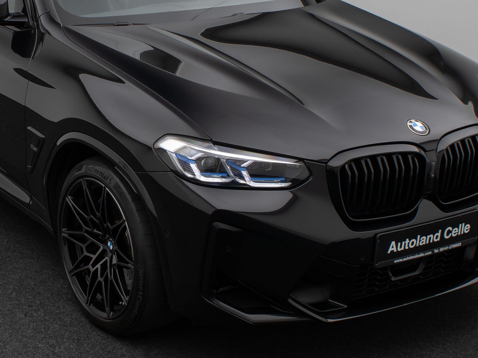 Fahrzeugabbildung BMW X3 M Competition Panorama Laser 360° HUD H/K AHK