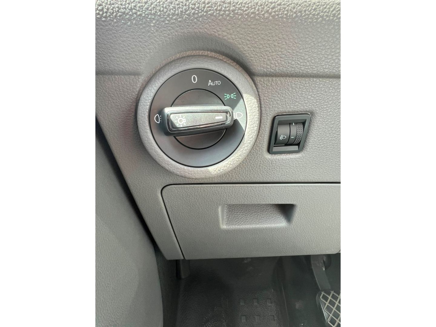 T6.1 Transporter 2.0TDI - KAMERA*AHK*KLIMA*APP!!