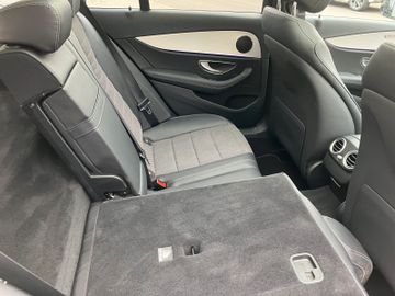Mercedes E 300 - 9