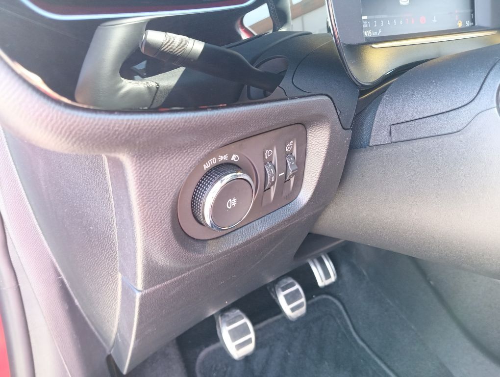 Fahrzeugabbildung Opel Corsa 1.2 Turbo GS+Allwetter+Lenkradheiz