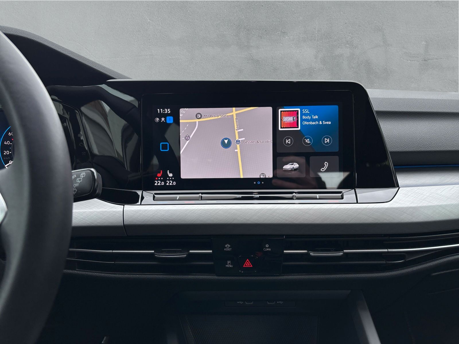 Fahrzeugabbildung Volkswagen Golf Variant 2.0 TDI Life ACC Navi AppConnect SH