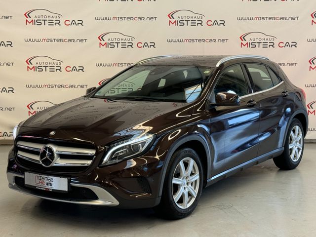 Mercedes-Benz GLA 220 CDI/d 4M DISTR/AHK/KAM/NAVI/XEN/SPUR/ALU