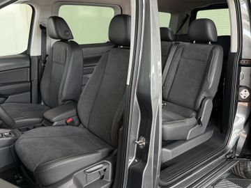 Volkswagen Caddy Maxi 1.5TSI DSG STYLE LED NAVI ACC KAMERA