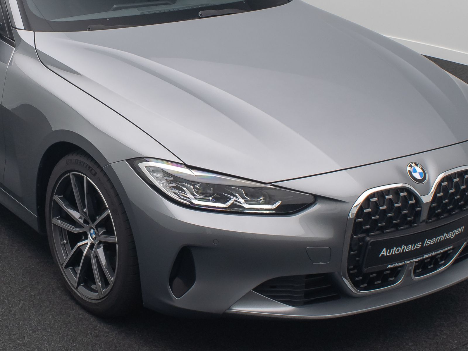 Fahrzeugabbildung BMW 420d Coup&eacute; Alarm HiFi DAB Sport Glasdach 18Zoll