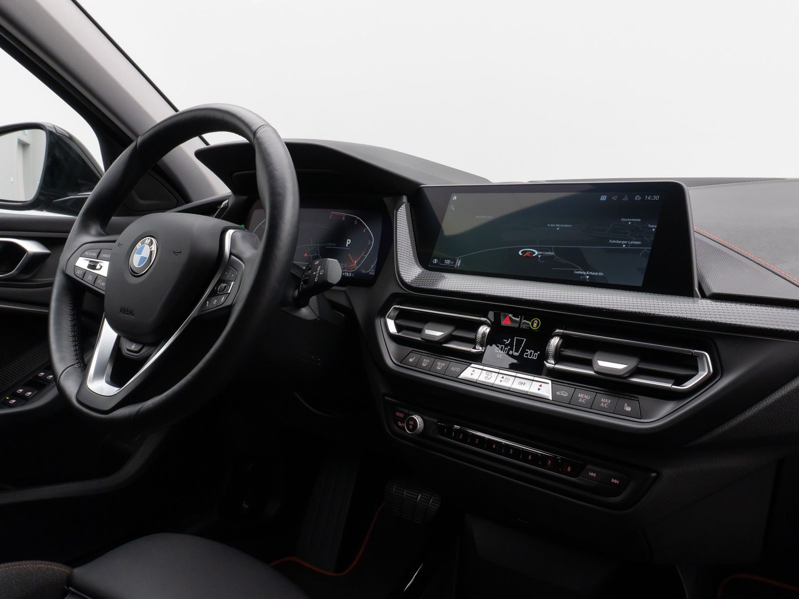 Fahrzeugabbildung BMW 118i Sport Line Kamera DAB HiFi Lenkrhzg Sport