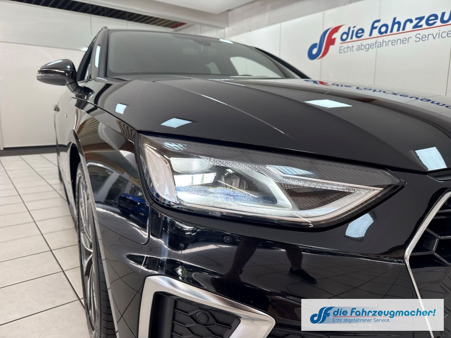 Fahrzeugabbildung Audi A4 Avant 35 TDI S line Navi Leder LED ACC Klimaa