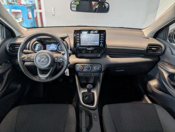 Toyota Yaris - 12