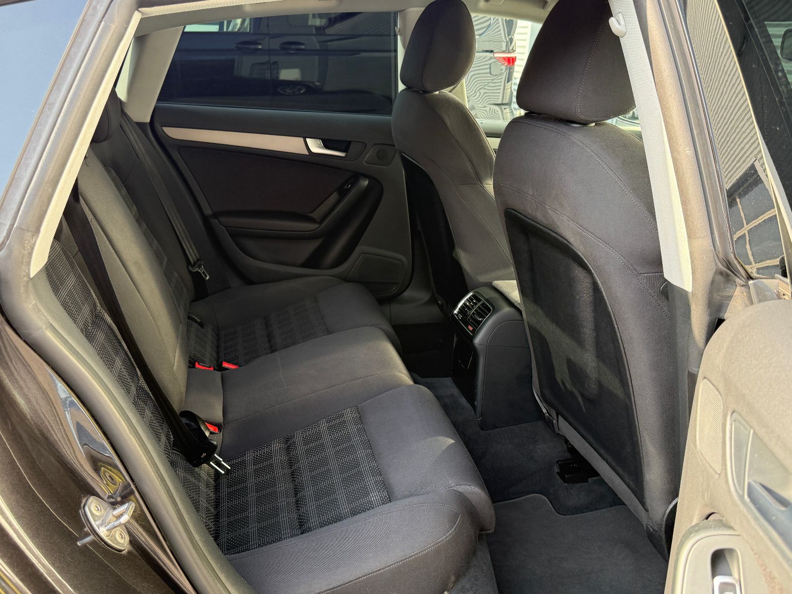 Fahrzeugabbildung Audi A5 Sportback 2.0 TDI Aut Bi-Xenon Sportsitze Kam