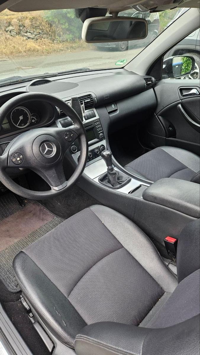 Mercedes-Benz CLC 200 KOMPRESSOR NEU TÜV 01/28