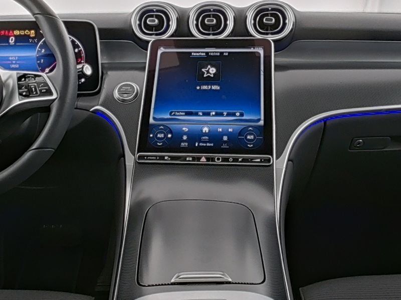 Fahrzeugabbildung Mercedes-Benz GLC 200 4M *Pano*Burmester*Totwinkel*LED*Memory*