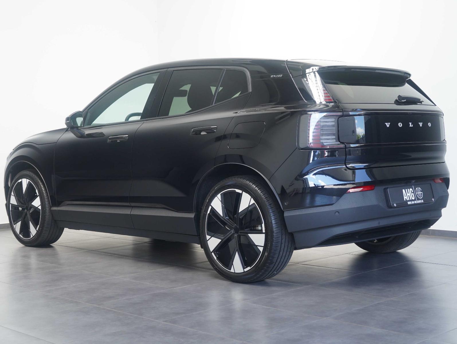 Volvo EX30 Ultra AWD Performance Pure Electric