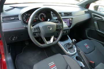 Fahrzeugabbildung SEAT Arona FR, LED, Kamera, AppleCarPlay,Andr.