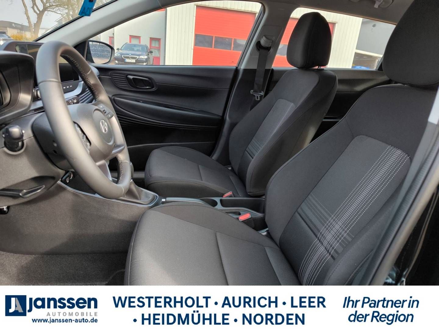 Fahrzeugabbildung Hyundai i20 FL (MY26) 1.0 T-GDI (90 PS) 6-MT Select Navi