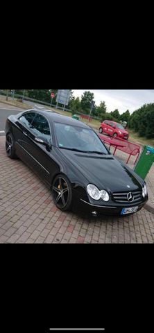 Mercedes-Benz Mercedes clk 320 Coupé