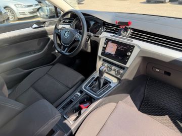 Volkswagen Passat - 5