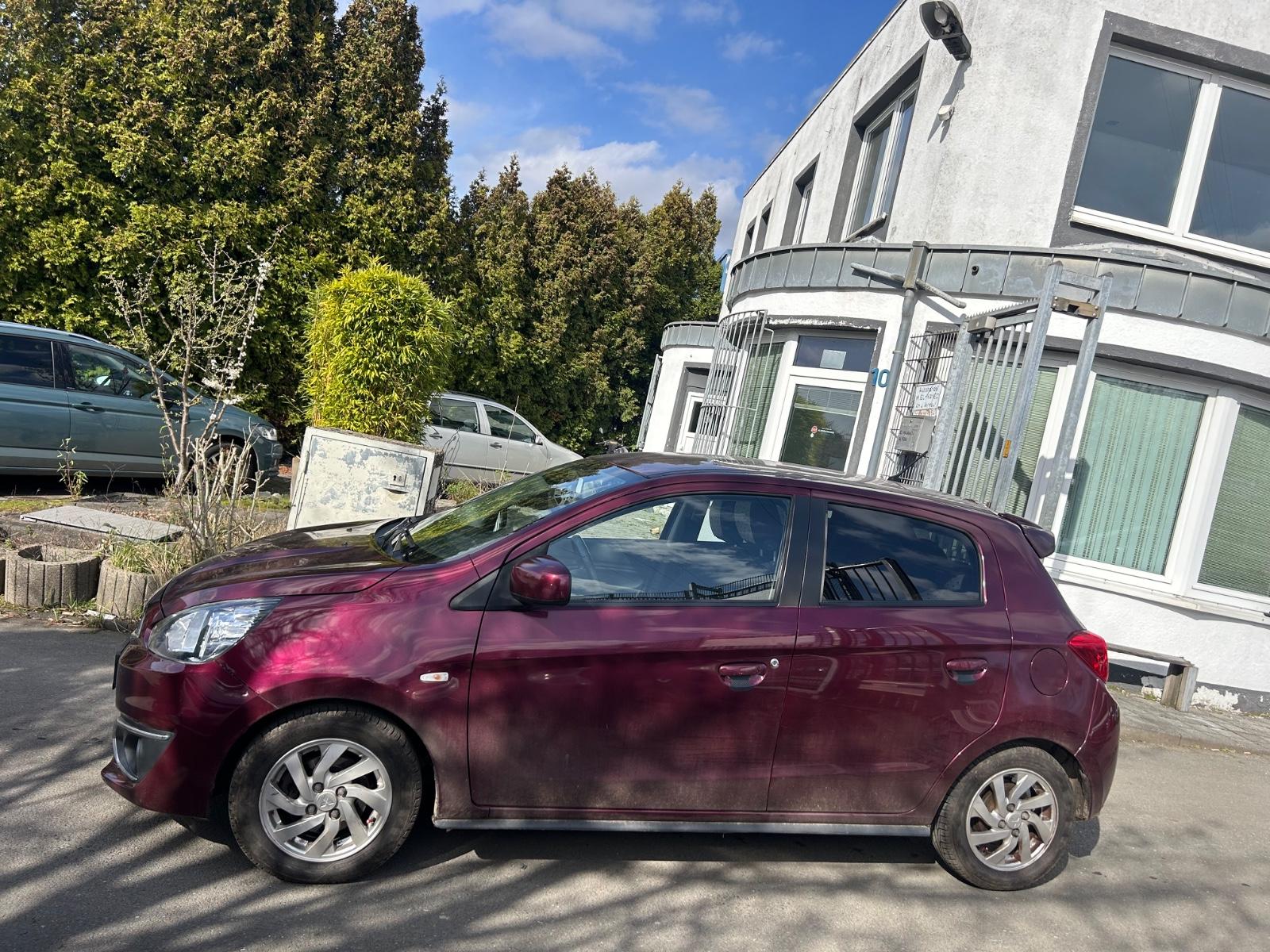 Mitsubishi Space Star Intro Edition+