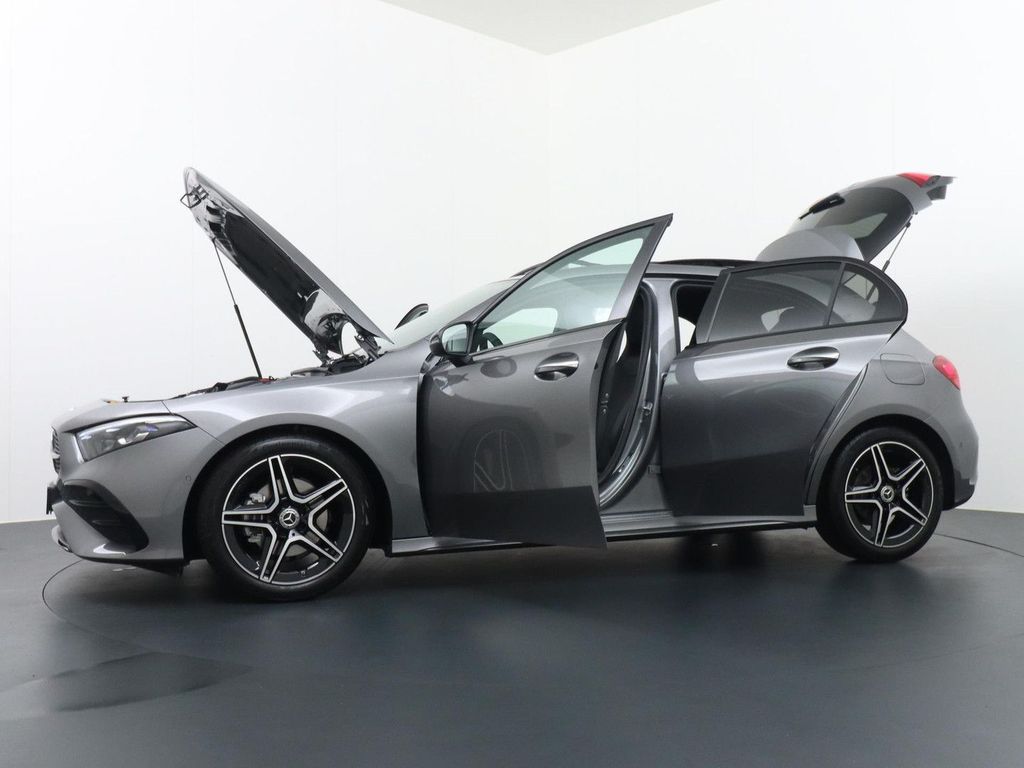 Mercedes-Benz A 180 Star Edition AMG Line | Panorama - Schiebe