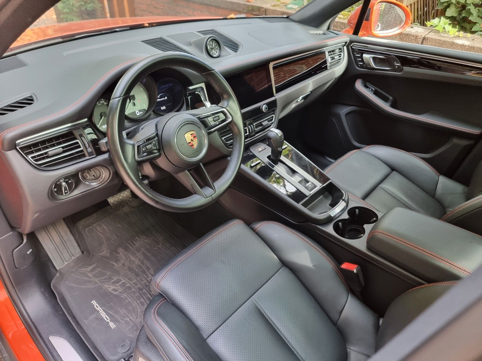 Fahrzeugabbildung Porsche Macan S/Standhzg/Pan./21"/Luft/LED/14-Wege