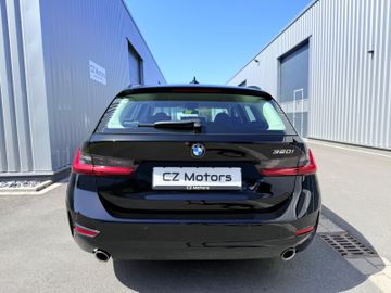 BMW 320 - 6